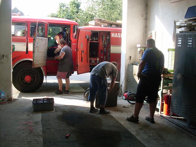 foto 007.jpg - Pohled z hasisk zbrojnice - Fugas, pgr, Ptrs a Mrty